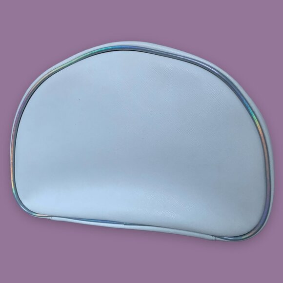 Elizabeth Arden NY Semi-Circle Leather Holographic Makeup Beauty Bag in White - Picture 7 of 7
